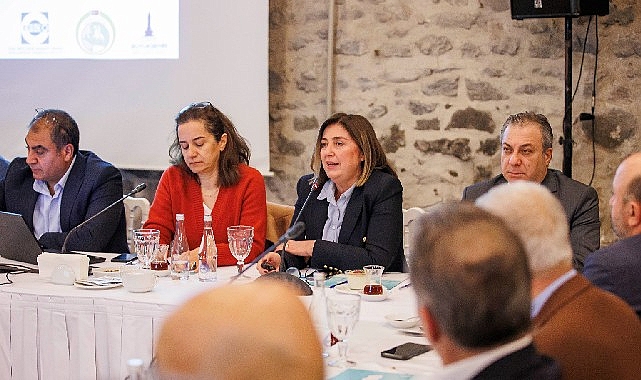 İzmir Büyükşehir Belediyesi Başkanı Tunç Soyer, İzmir Ekonomik Kalkınma Koordinasyon