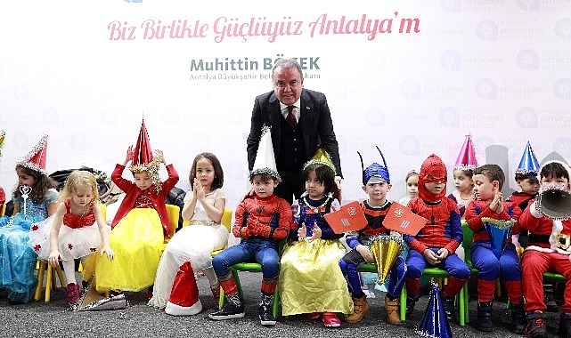 Antalya Büyükşehir Belediyesi, sosyal belediyecilik çalışmaları kapsamında Antalya ve ilçelerde