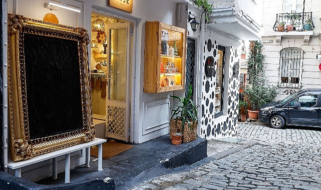 22-23 Aralık’ta gerçekleşen “ArtinShop” etkinliği otantik dükkanları sanat eserleri, izleyicileri