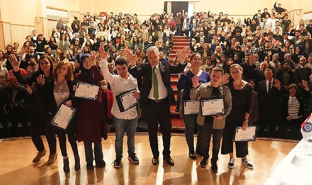 Engelsiz bir kampüs oluşturma hedefi ile mekânsal, eğitsel, sosyokültürel ve