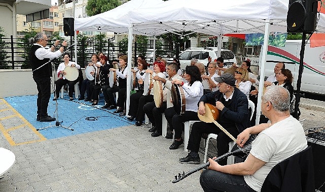 Sağlık alanında gerçekleştirdiği çalışmalar yurttaşların yaşamlarına dokunan Karşıyaka Belediyesi’nin kente