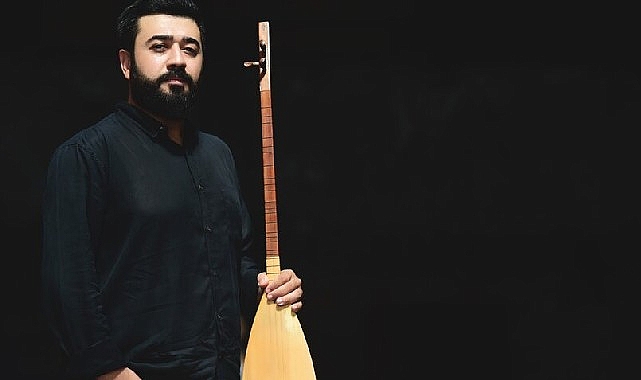 İran geleneksel müziğinin yaşayan en önemli temsilcilerinden besteci, şair ve