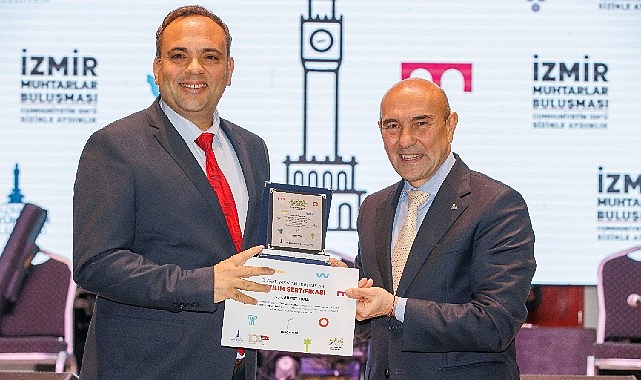 İzmir Büyükşehir Belediyesi'nin düzenlediği “Fark Yaratan Muhtarlar” etkinliği kapsamında bu