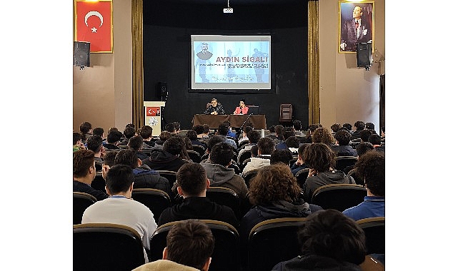 Büyükşehir Belediyesi Şehir Tiyatroları Genel Sanat Yönetmeni Aydın Sigalı, Sabancı