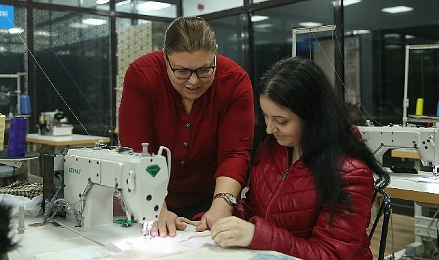 Konak Belediyesinin istihdama can suyu katacak Konak İş Eğitim Merkezini
