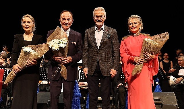 Nilüfer Belediyesi Türk Sanat Müziği Korosu Cumhuriyetin 100 yılında ‘Kutlu