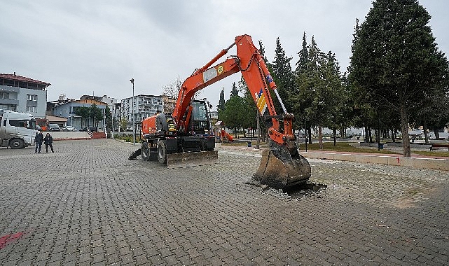 Gaziemir Belediye Başkanı Halil Arda’nın kamusal alanları genişletmek amacıyla hayata
