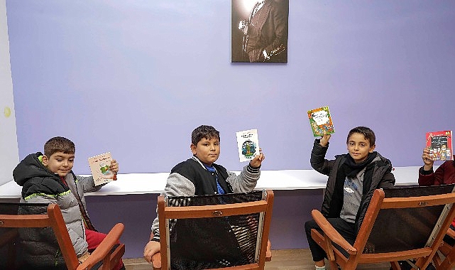 Seferihisar’ın lavantası ile meşhur Turgut köyünde, ilk dijital kütüphane açıldı.