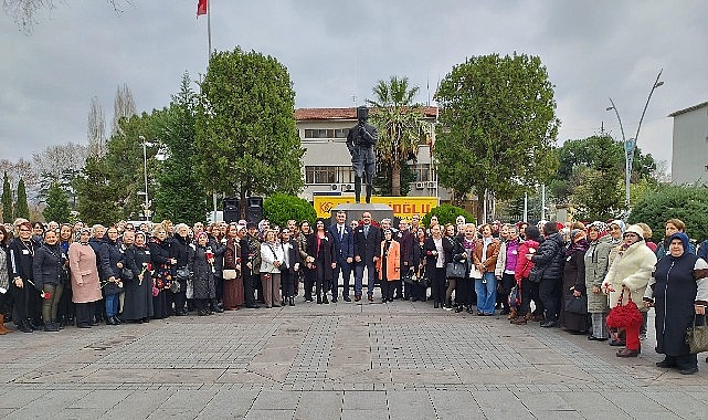Gölcük Belediye Başkanı Ali Yıldırım Sezer, 5 Aralık Türk kadınına