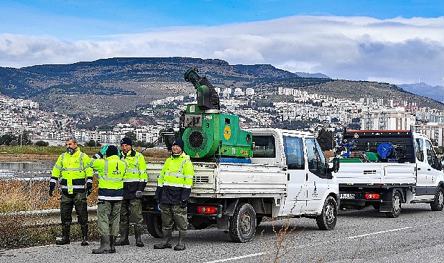 İzmir Büyükşehir Belediyesi ekipleri sivrisineklere yönelik mücadelesini kış aylarında da