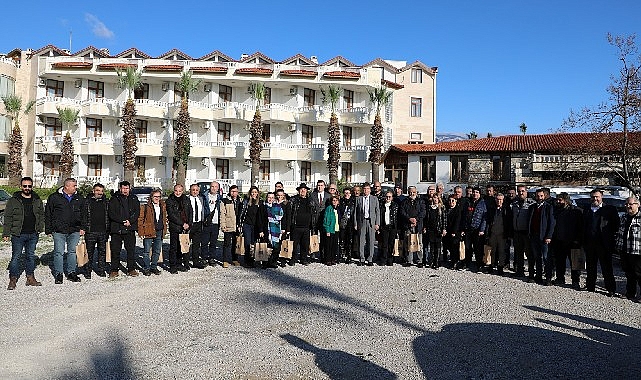 Edremit Belediye Başkanı Selman Hasan Arslan, 10 Ocak Çalışan Gazeteciler