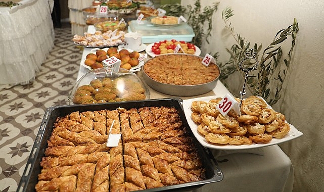 19 Burhaniye Zeytin ve Zeytinyağı Hasat Festivali kapsamında gelenekselleşen “Yöresel