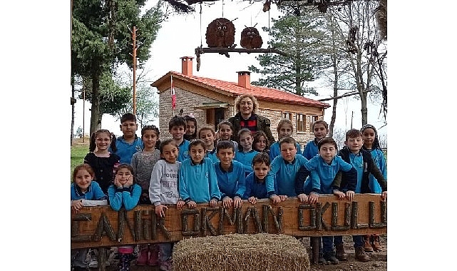 Canik Orman Okulu, çocukları ve gençleri yeşil dokusuyla kucaklıyor. Canik