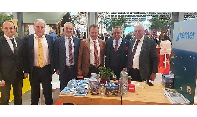 Hollanda’nın Utrecht şehrinde devam eden turizm fuarında yer alan Kemer