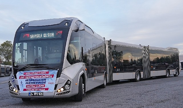 İstanbul’un en önemli ulaşım hatlarından olan Metrobüs hattında, 2023 yılının