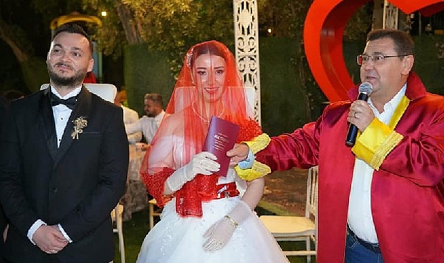 Milas Belediyesi, 2023 yılında gerçekleşen 1005 nikah töreni ile evliliğe