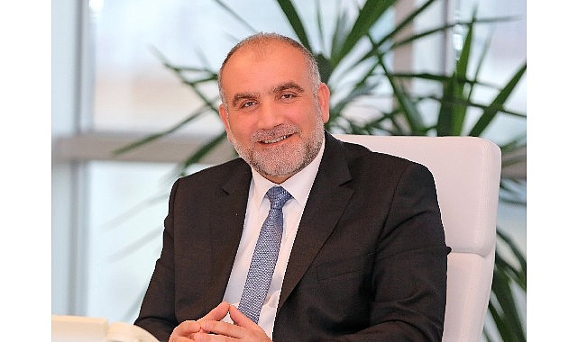 Canik Belediyesi, ilçede düzenlediği ‘İnsana Yolculuk’ adlı söyleşi programıyla Sanatçı