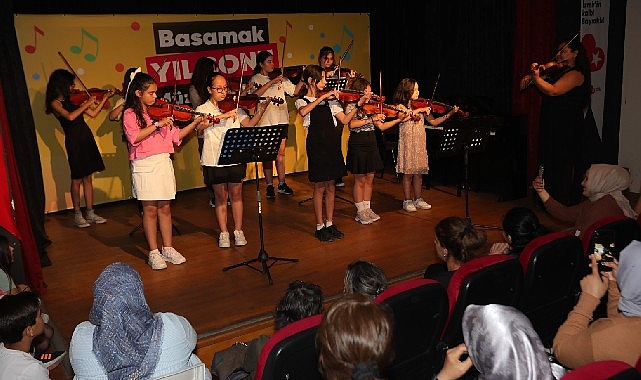 Bayraklı Belediyesinin BASAMAK çatısı altında topladığı kültür- sanat ve hobi
