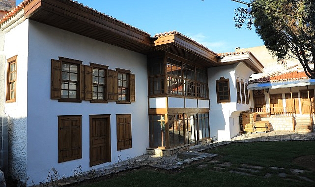Muğla Büyükşehir Belediyesi tarafından Menteşe’de bulunan tarihi Ağa Bahçesi Konağı’nın