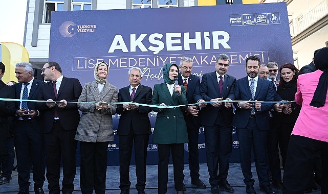 Konya Büyükşehir Belediyesi tarafından Akşehir’e kazandırılan Lise Medeniyet Akademisi’nin açılışı
