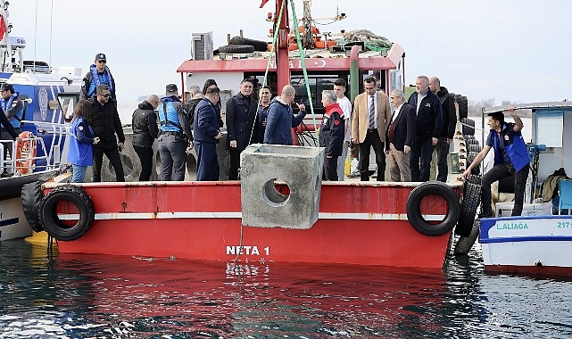 Aliağa’da balık popülasyonunun artırılması ve küçük ölçekli balıkçılığın desteklenmesi amacıyla