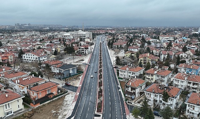 Konya Büyükşehir Belediyesi, 3 etaptan oluşan 3,5 kilometrelik Necmettin Erbakan
