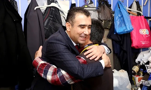 Karaman Belediye Başkanı Savaş Kalaycı, seçim çalışmaları kapsamında Mansurdede Mahallesi