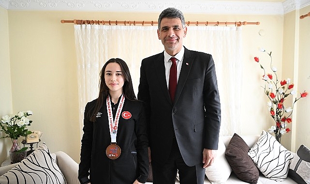 Kartepe Belediye Başkanı Av.M.Mustafa Kocaman, Gürcistan'da gerçekleşen Avrupa U21 Karate