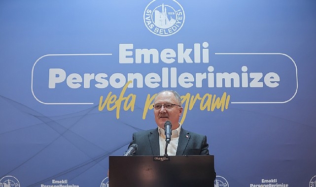 Sivas Belediye Başkanı Hilmi Bilgin, emekli Belediye personeli ile bir