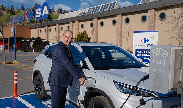Türkiye’nin önde gelen perakendecilerinden CarrefourSA, elektrikli araç şarj istasyonu yatırımlarına