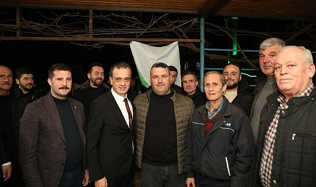 Karapınar Mahallesi’nde meşalelerle karşılanan Cumhur İttifakı Karamürsel Belediye Başkan Adayı