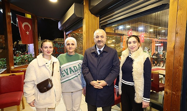 Seçim çalışmaları kapsamında ilçenin kırsal mahallelerinden Hatipleri ziyaret eden Cumhur