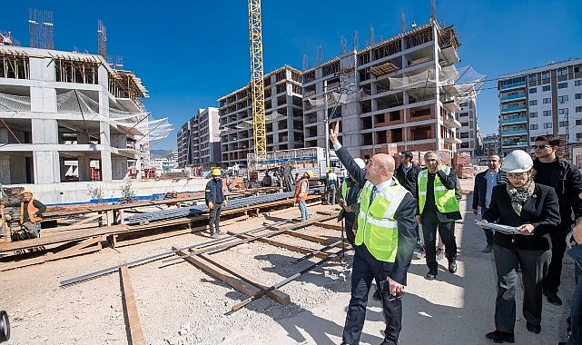 İzmir Büyükşehir Belediye Başkanı Tunç Soyer’in dirençli kent vizyonuyla yürütülen