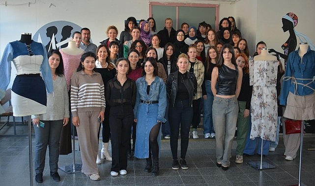 Ege Üniversitesi Moda ve Tasarım Yüksekokulu tarafından düzenlenen “İkinci El