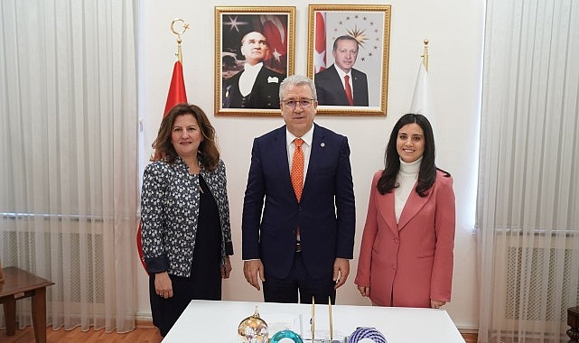 Ege Üniversitesi (EÜ) Hemşirelik Fakültesi İç Hastalıkları Hemşireliği Anabilim Dalı