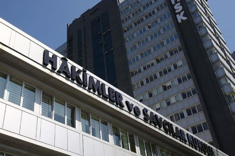 Hakimler ve Savcılar Kurulu (HSK), Danıştay'ın göreve iade kararı verdiği