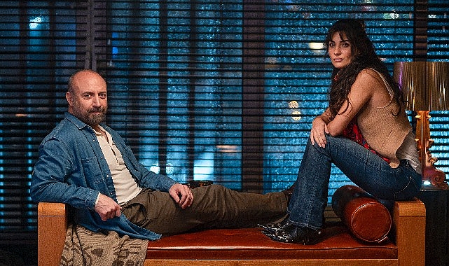 Halit Ergenç ve Tûba Büyüküstün’ü buluşturan “Yarın Yokmuş Gibi” 14 Şubat’ta