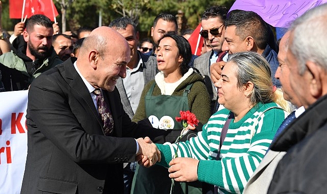 İzmir’de Roman yurttaşlar İzmir Büyükşehir Belediyesi’nin denetimindeki belirlenen noktalarda kendileri