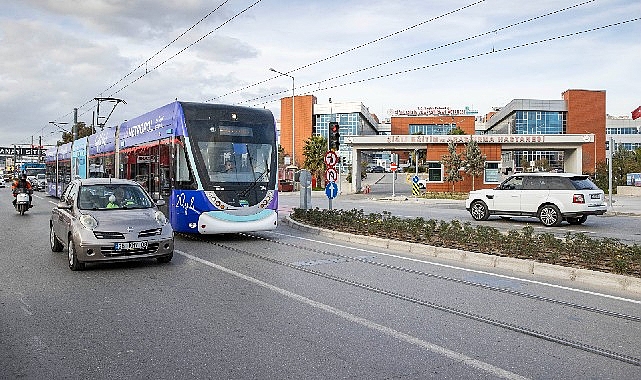 İzmir Büyükşehir Belediyesi'nin üç yıl önce temelini atarak 27 Ocak'ta