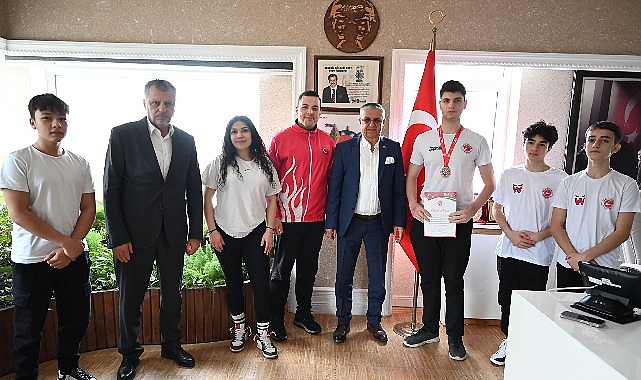 Kemer Belediyesi Kick Boks takımı 12 sporcusuyla katıldığı Spor Toto