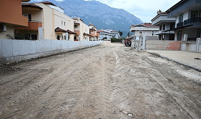 İhaleyi kazanan yüklenici firma toplamda 610 metre uzunluğunda 1,5 metre