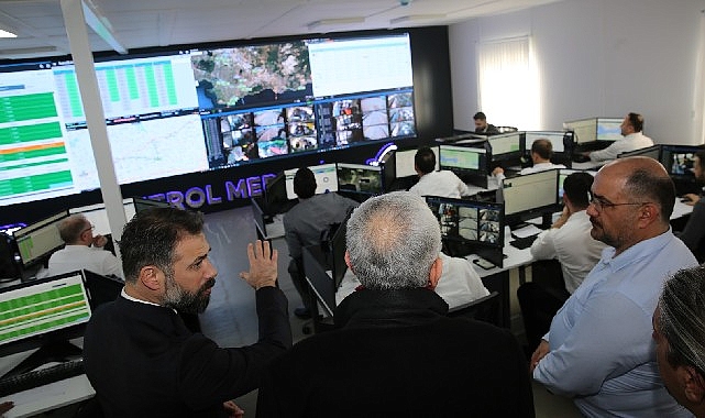 UlaşımPark Yeni Kontrol Merkezi’ni hizmete alan Büyükşehir, belediyeye ait toplu