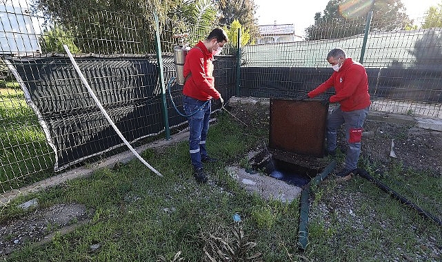 Menderes Belediyesi tarafından ilçe genelinde haşere ile mücadele kapsamında larva