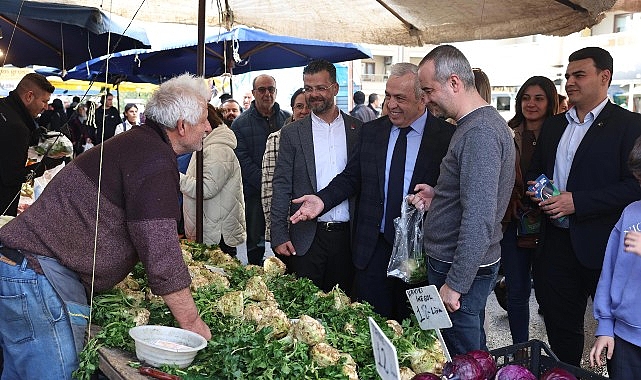 Ataevler Mahallesi’nde vatandaşlarla buluşan Nilüfer Belediye Başkan Adayı Şadi Özdemir,