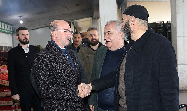Selçuklu Belediye Başkanı Ahmet Pekyatırmacı, ilçenin farklı noktalarında vatandaşlarla buluşmayı