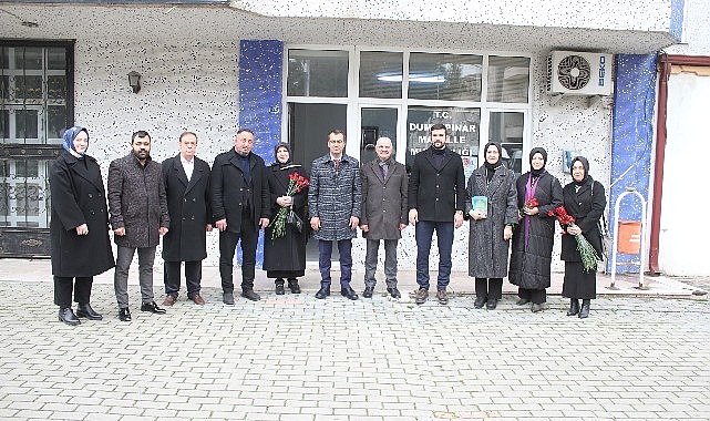 Dumlupınar Mahallesi’nde çeşitli temaslarda bulunan AK Parti Derince Belediye Başkan