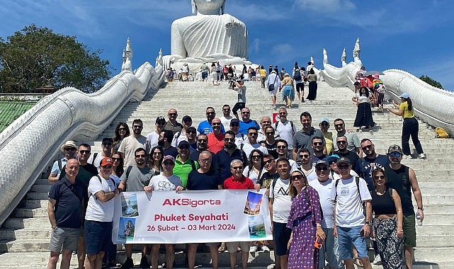 Aksigorta, başarılı acentelerini ödüllendirmeye devam ediyor. Geçtiğimiz yıl düzenlenen kampanyalarda
