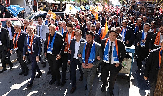 Cumhur İttifakı AK Parti Çayırova Belediye Başkanı Bünyamin Çiftçi, tüm