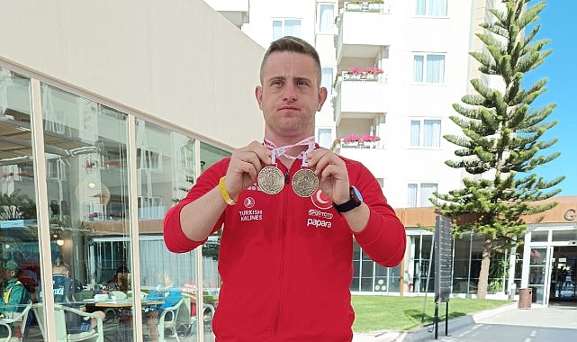 Canikli sporcu Ali Topaloğlu Trisome Oyunları’nda madalyaları topladı 