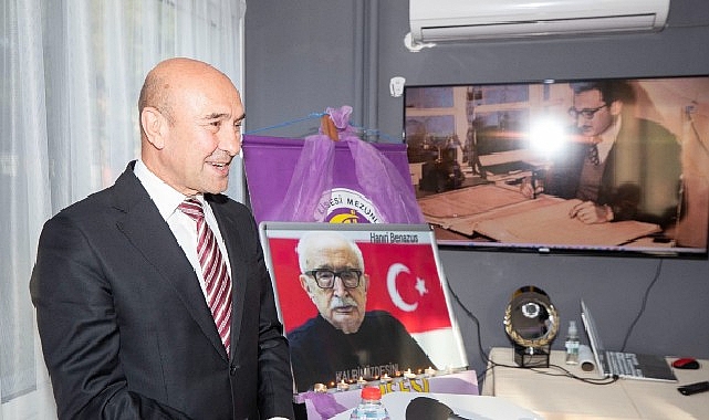 Mustafa Kemal Atatürk hakkında yazdığı kitaplar ve binlerce fotoğraftan oluşan